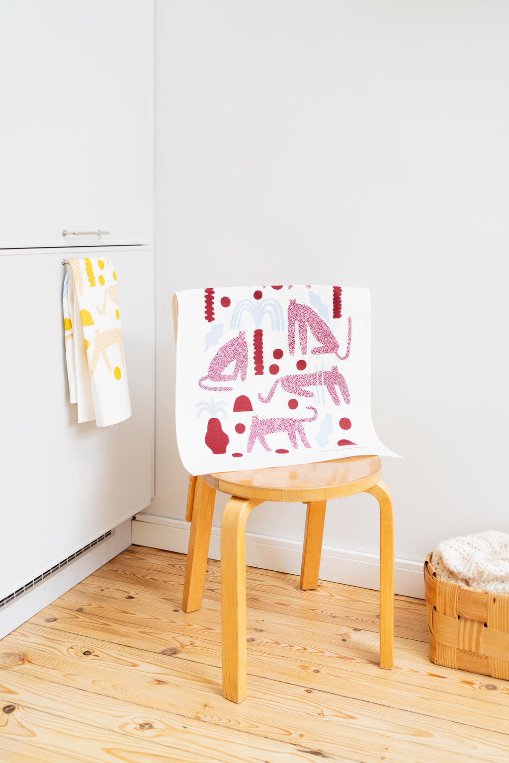 Safari Kitchen Towel Red