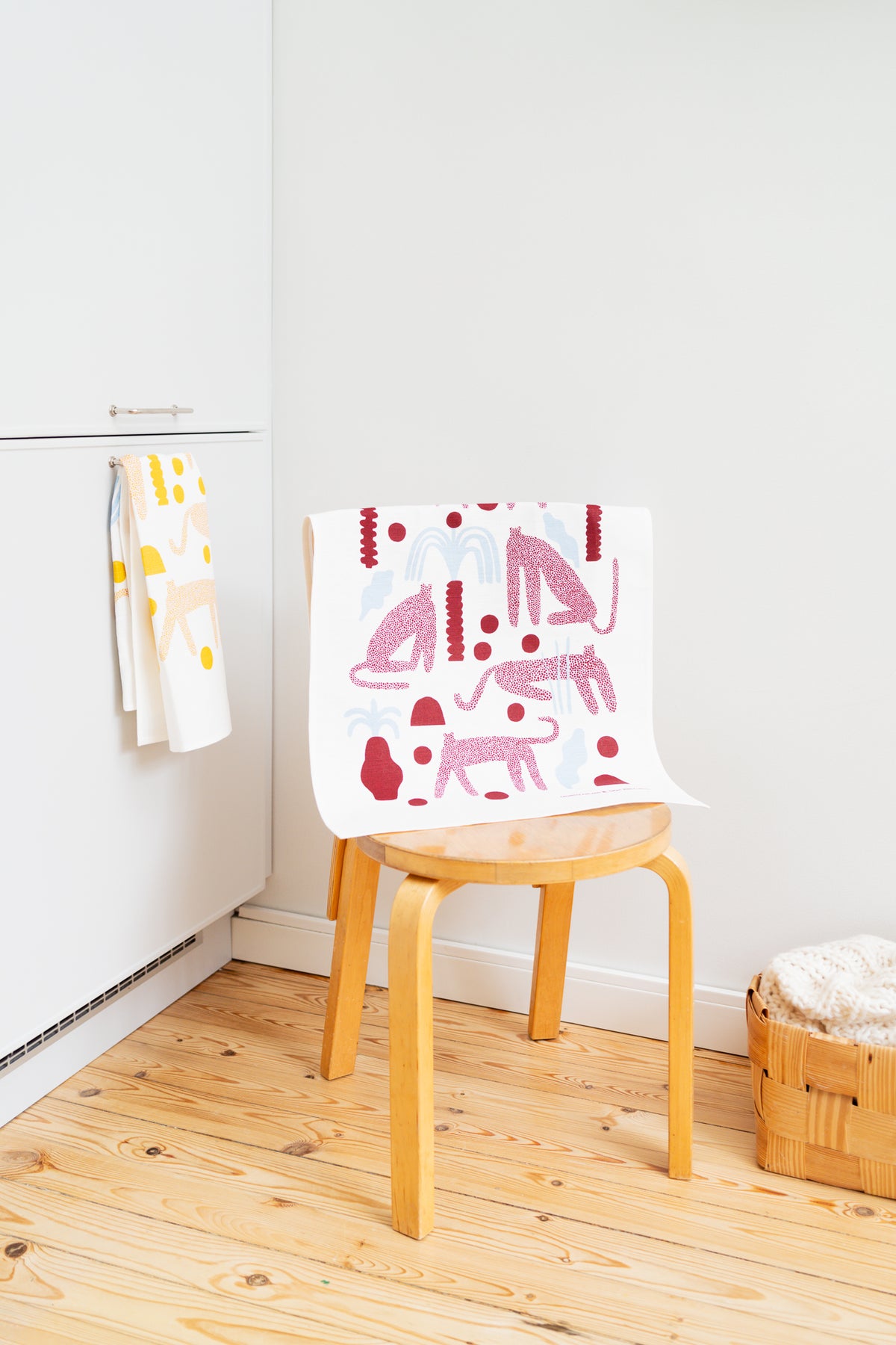 Safari Kitchen Towel Red